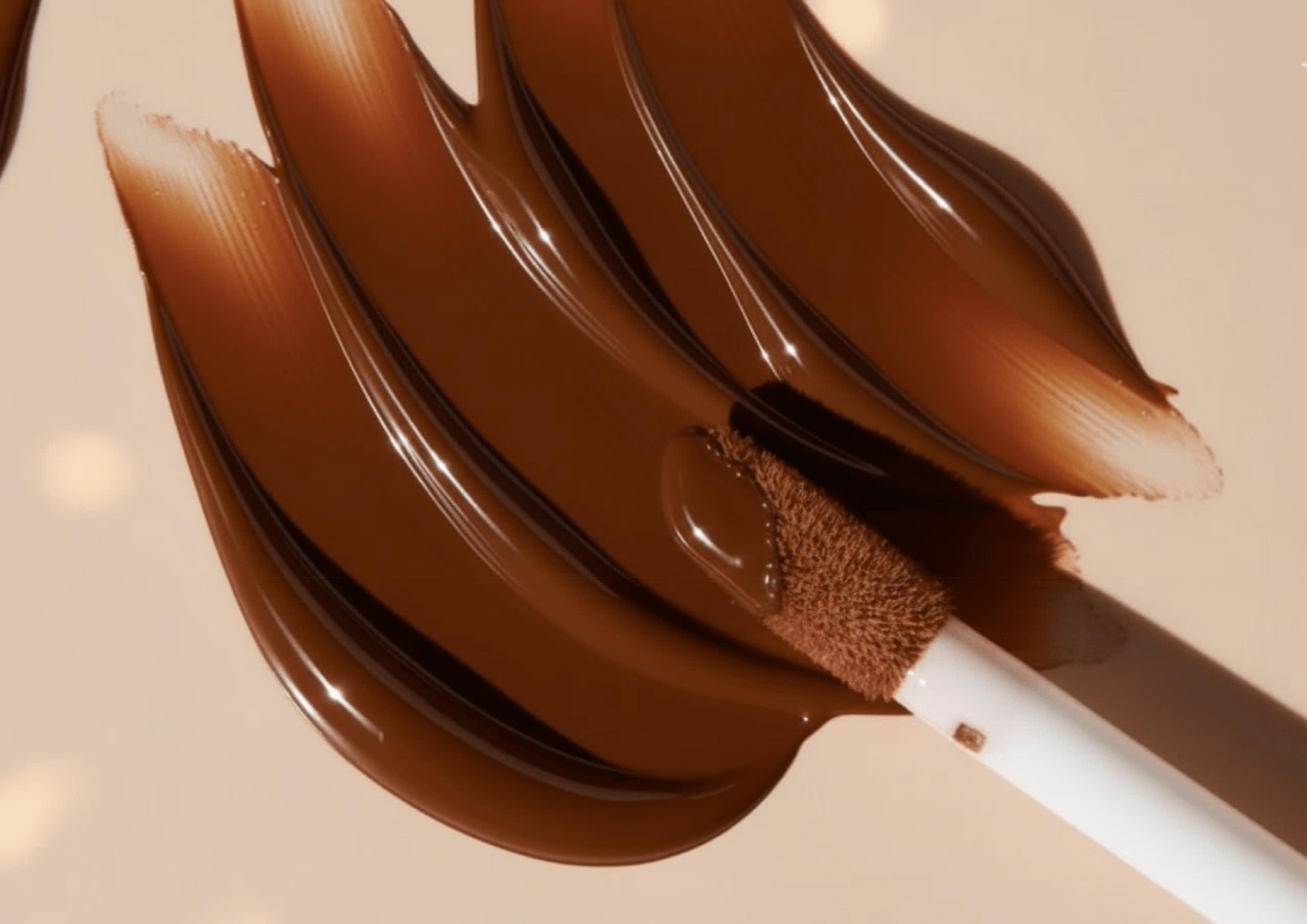 Glossy Lip Oil - Dalal